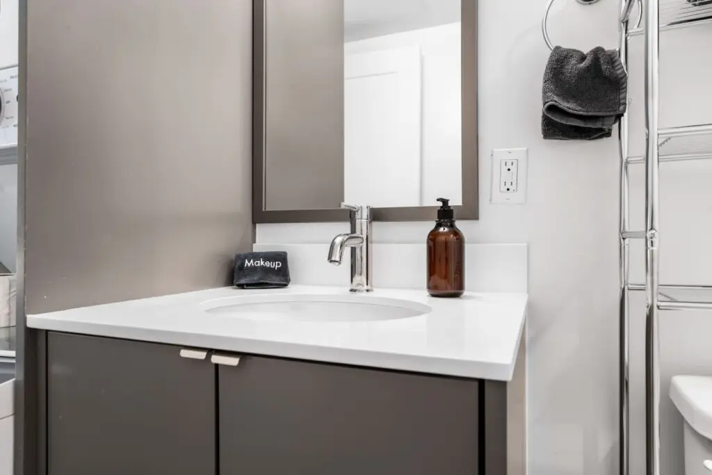 178283 475330 NghZhlxtyCGSOk9mrIJFmTSBL0 Rv 7V1fy4d9HBMZw 6965c6ec3a741.jpg